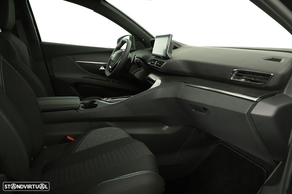 Peugeot 3008 1.6 Hybrid Allure e-EAT8 - 18