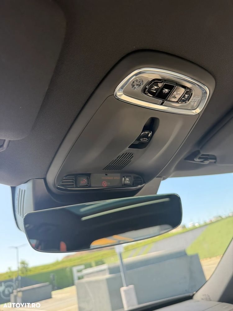 Volvo XC 90 - 29