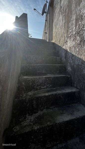 Moradia Habitável para recuperar - Grande imagem: 4/12