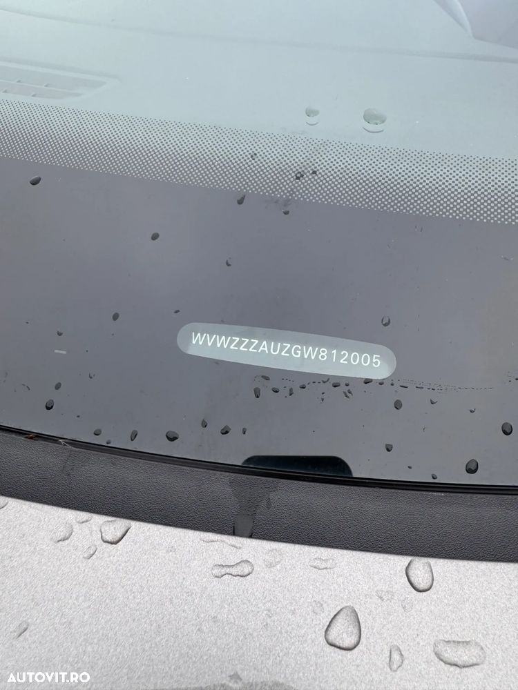 Volkswagen Golf - 21