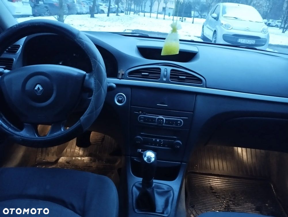 Renault Laguna - 3