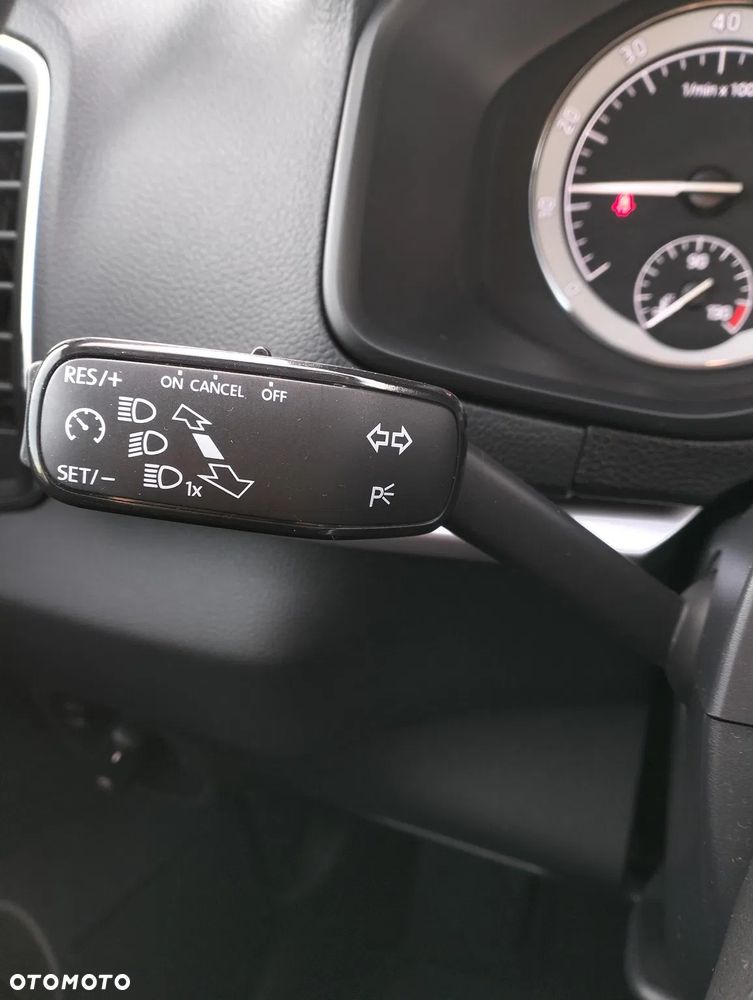 Skoda Karoq 1.5 TSI ACT Ambition DSG - 10