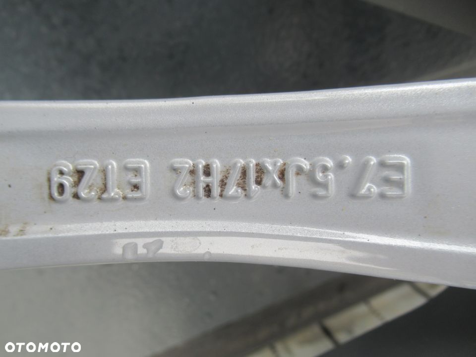 FELGA ALUMINIOWA AUDI A4 B9 7.5Jx17H2 ET29 5x112  8W9601025A - 9
