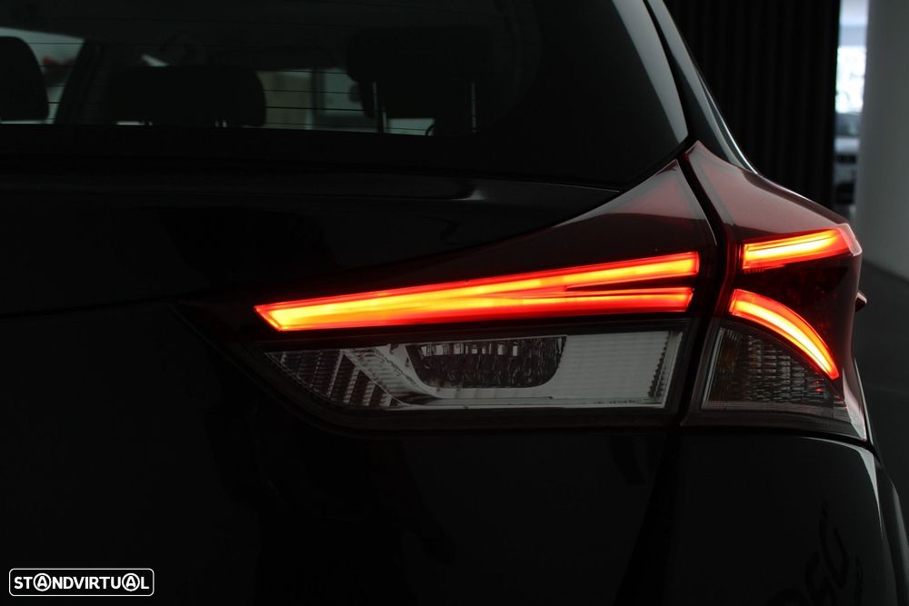 Toyota Auris 1.4 D-4D ACtive - 23