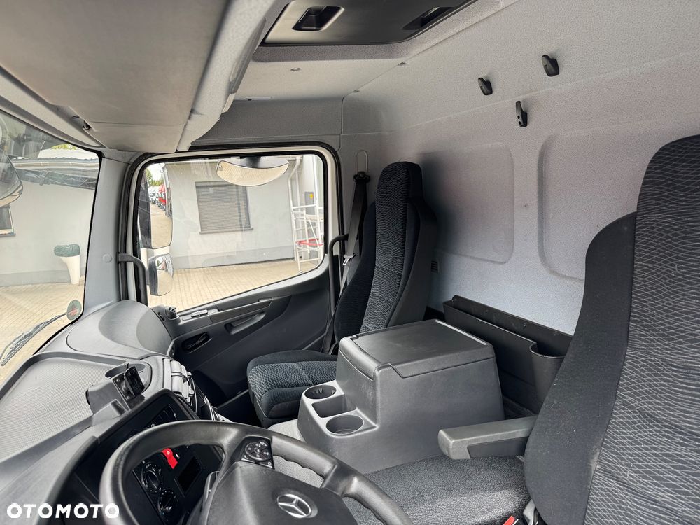 Mercedes-Benz ATEGO - 29