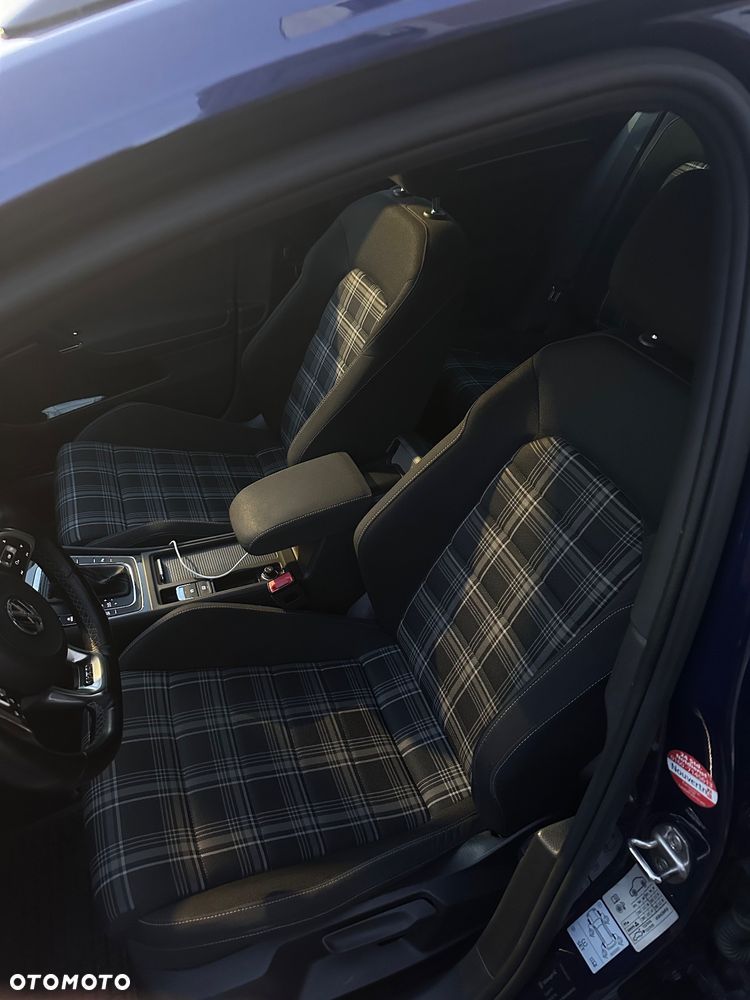 Volkswagen Golf 2.0 TDI BMT GTD DSG - 20