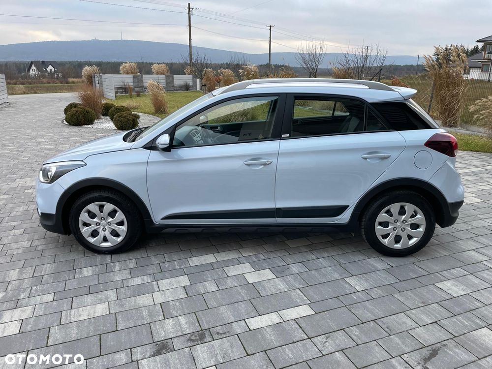 Hyundai i20 blue 1.4 Active Select - 13