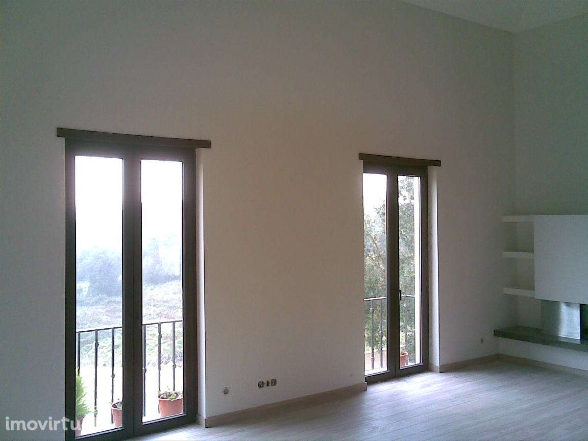 Excelente Moradia em Santa Iria de Azoia - Grande imagem: 5/18