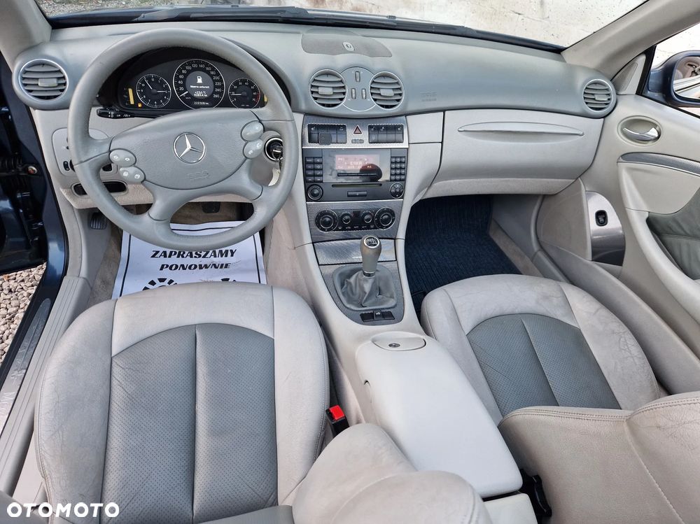 Mercedes-Benz CLK - 12