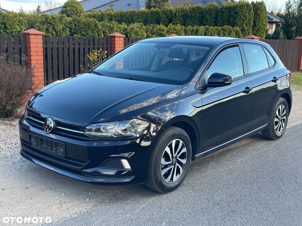 Volkswagen Polo - 1