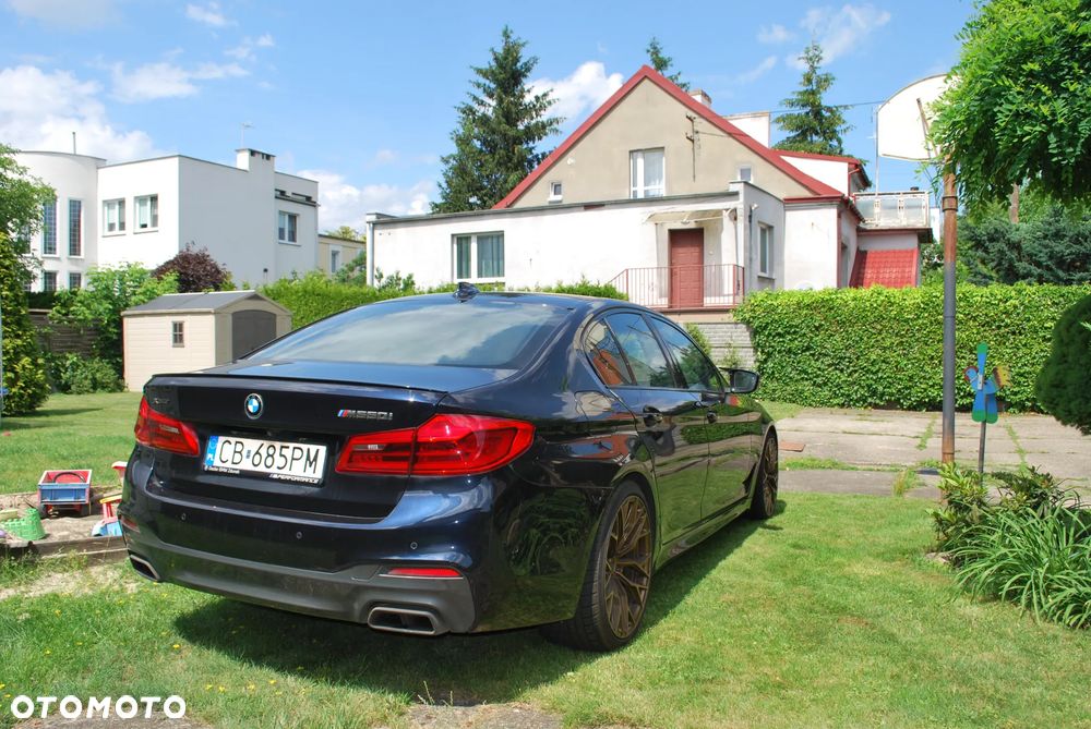 BMW Seria 5 M550i xDrive sport - 5