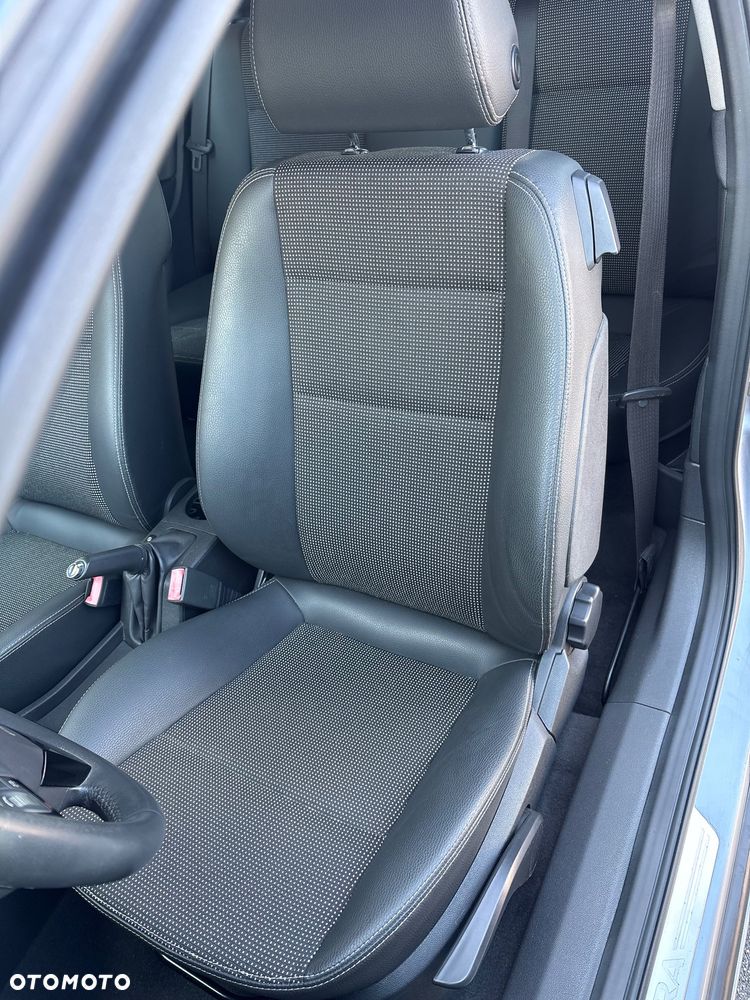 Opel Astra 1.6 Innovation 110 Jahre - 20