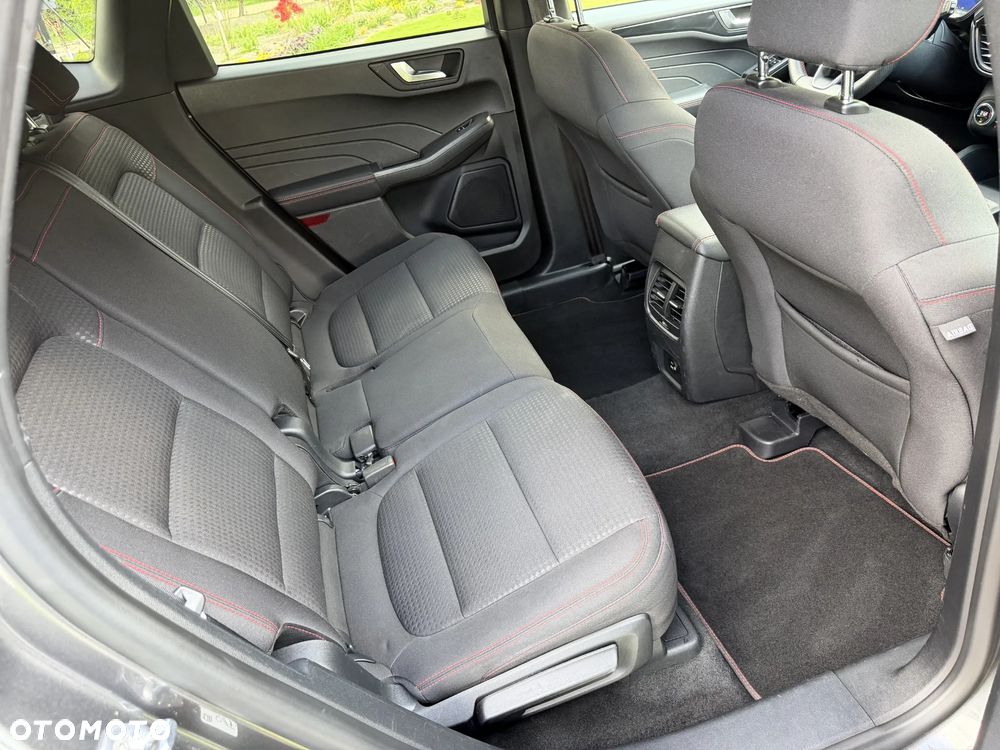 Ford Kuga 2.5 Duratec PHEV ST-LINE X - 34