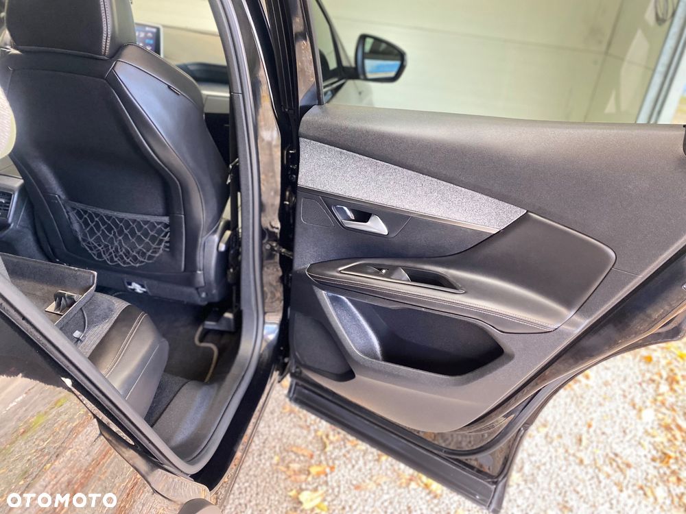 Peugeot 3008 THP 165 EAT6 Stop & Start Allure - 19