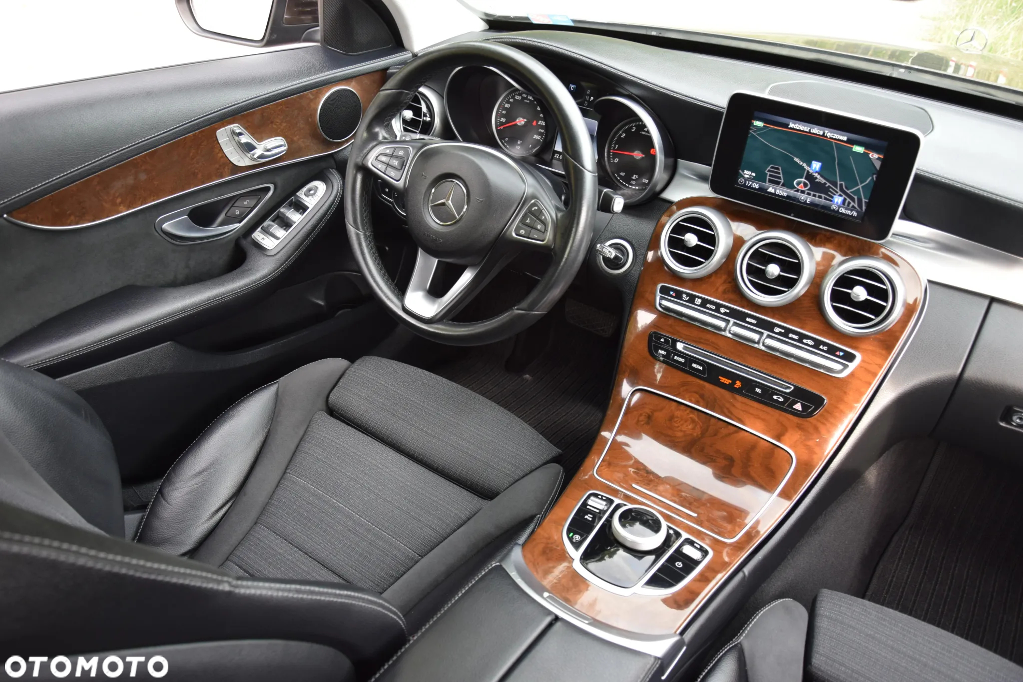 Mercedes-Benz Klasa C 200 9G-TRONIC - 12