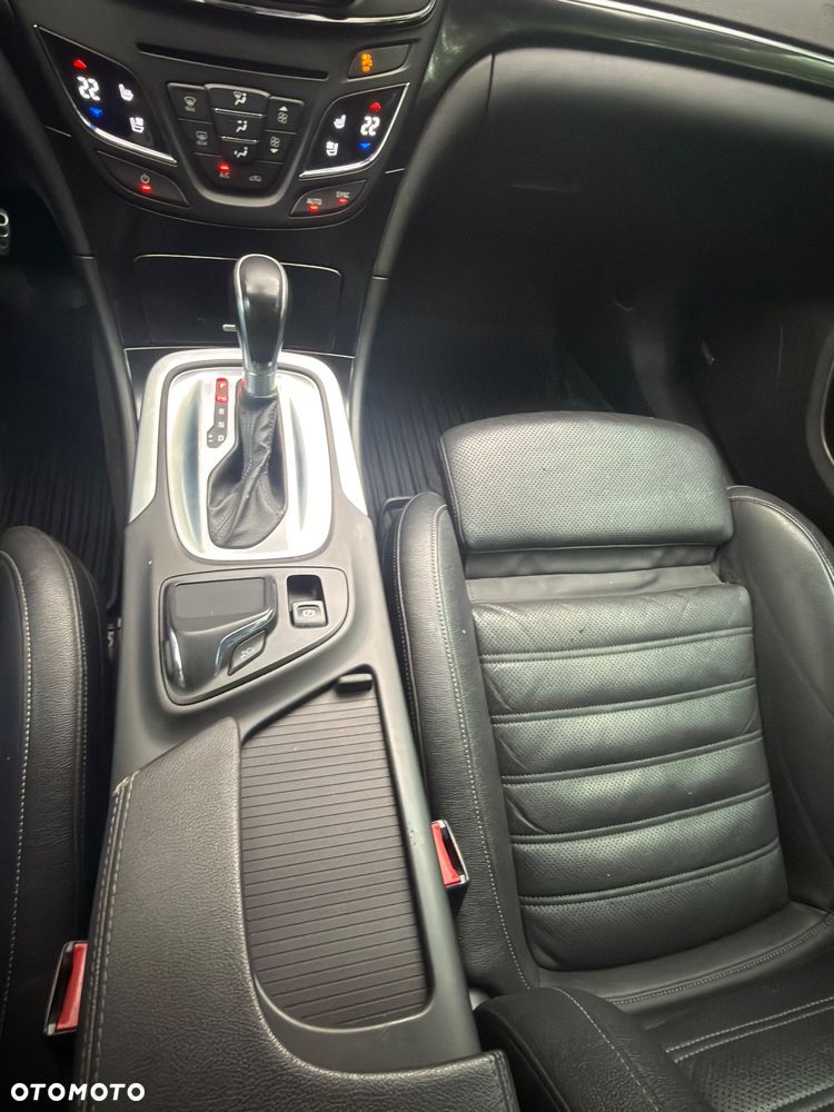 Opel Insignia 2.0 Bi Turbo CDTI 4x4 - 10