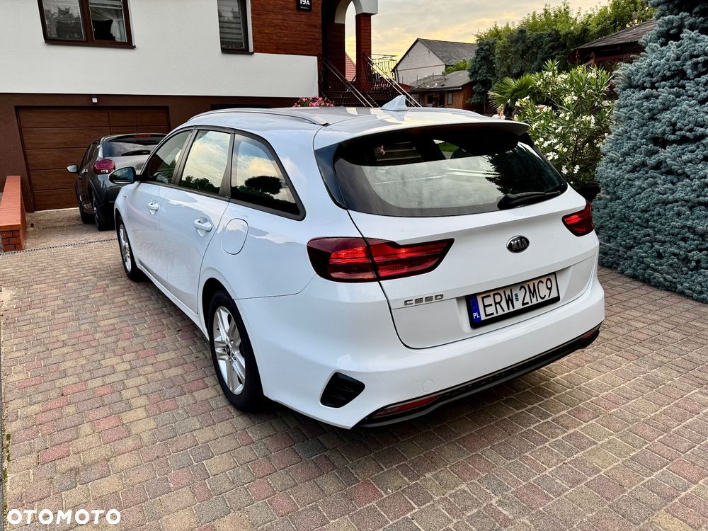 Kia Ceed - 6