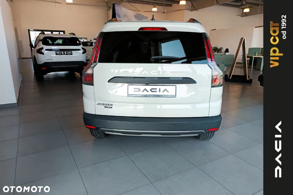 Dacia Jogger 1.8 Full Hybrid 155 Journey MMT - 5