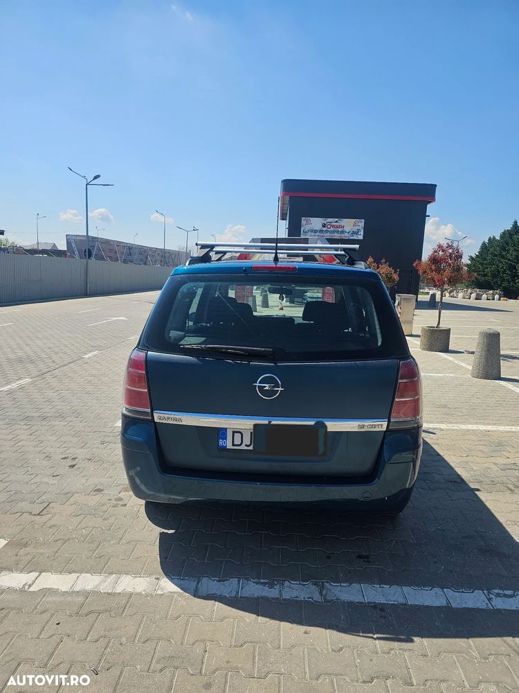 Opel Zafira 1.9 CDTI - 2