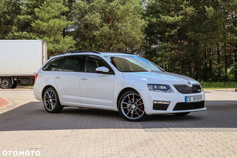 Skoda Octavia 2.0 TDI (Green tec) RS - 11