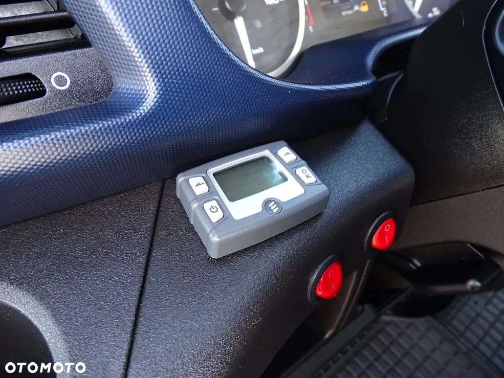 Iveco Daily 35C18 3.0 180 L4H2 Hi-MATIC FULL LED Brygadówka DOKA 5 Osób JAK NOWY!! - 17