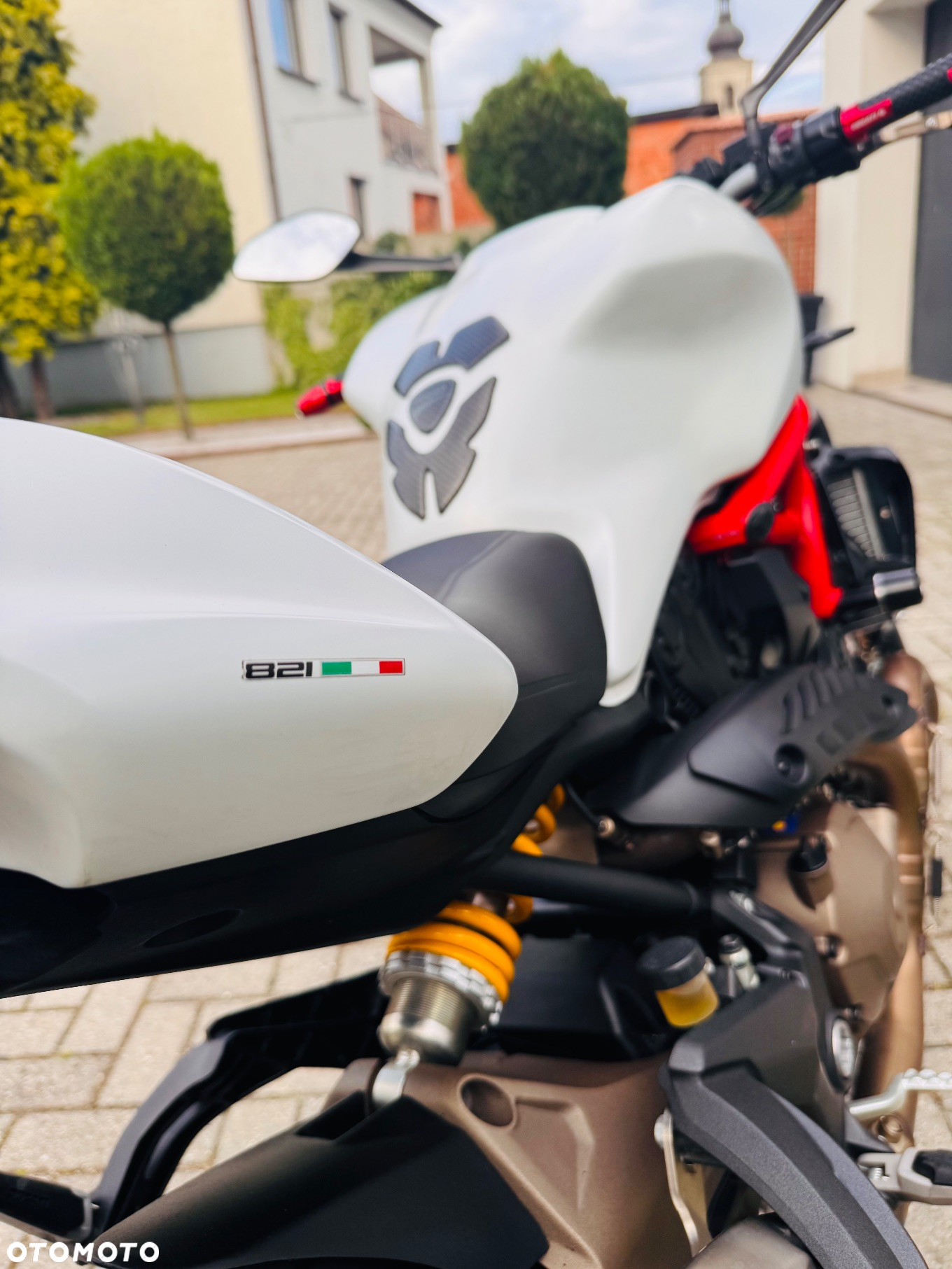Ducati Monster - 4