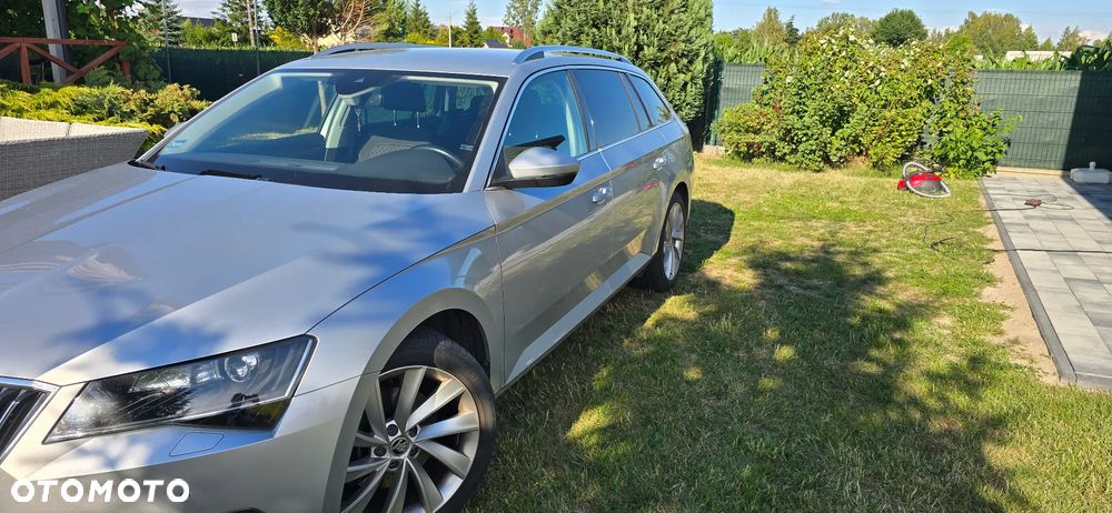 Skoda Superb 2.0 TDI 4x4 Style DSG - 5