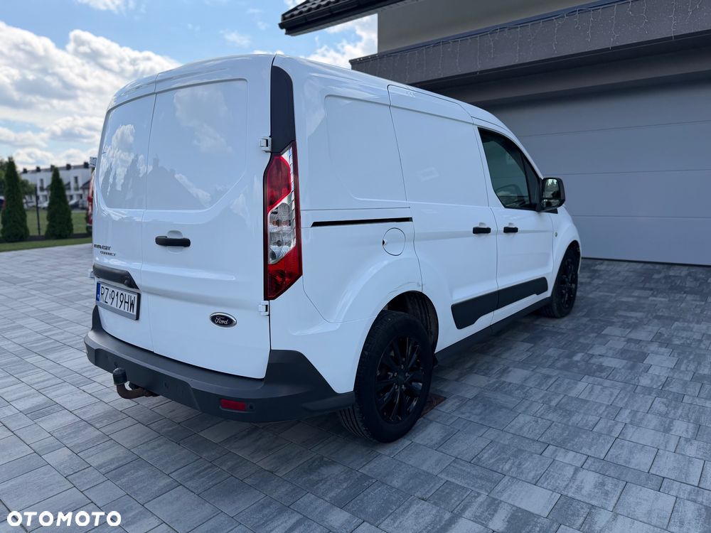 Ford Transit Connect - 4