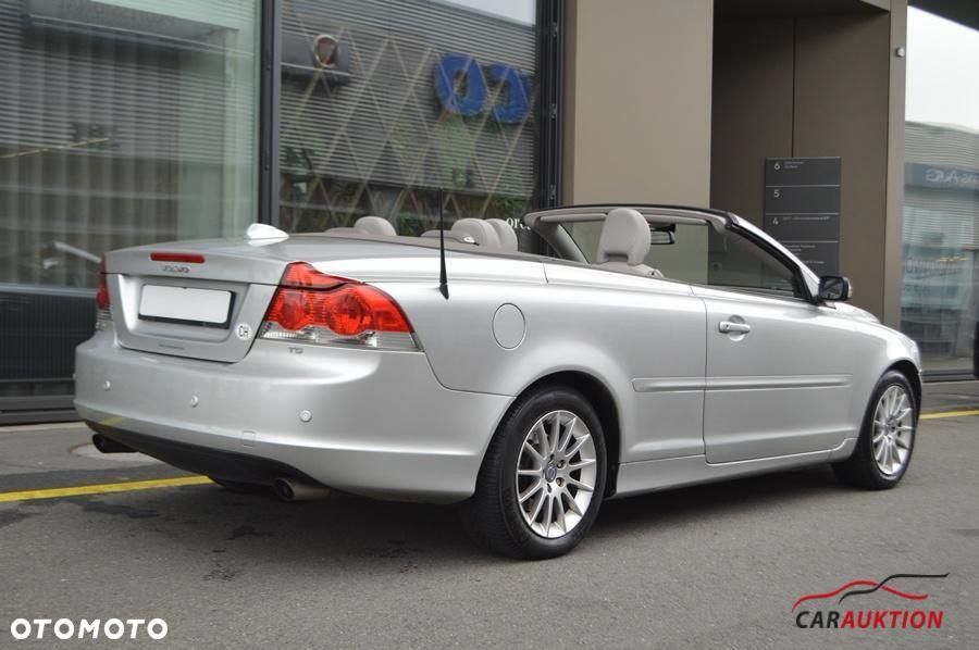 Volvo C70 T5 Summum - 33