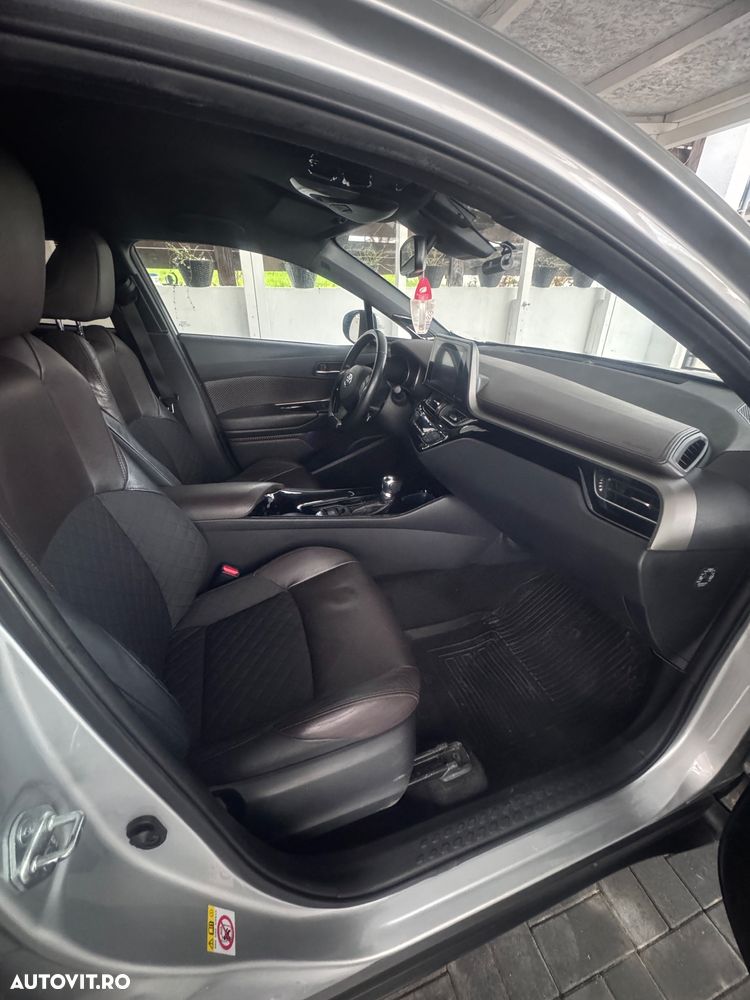 Toyota C-HR 1.8 HSD 122 CP 4x2 CVT C-lassy - 14
