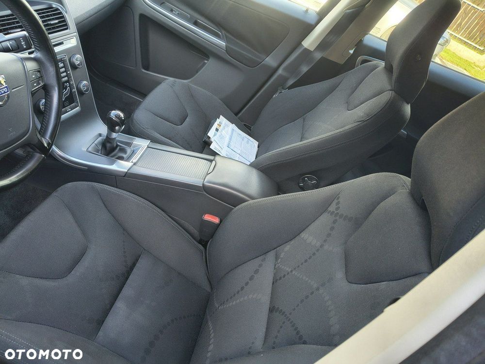 Volvo XC 60 D4 Kinetic - 15