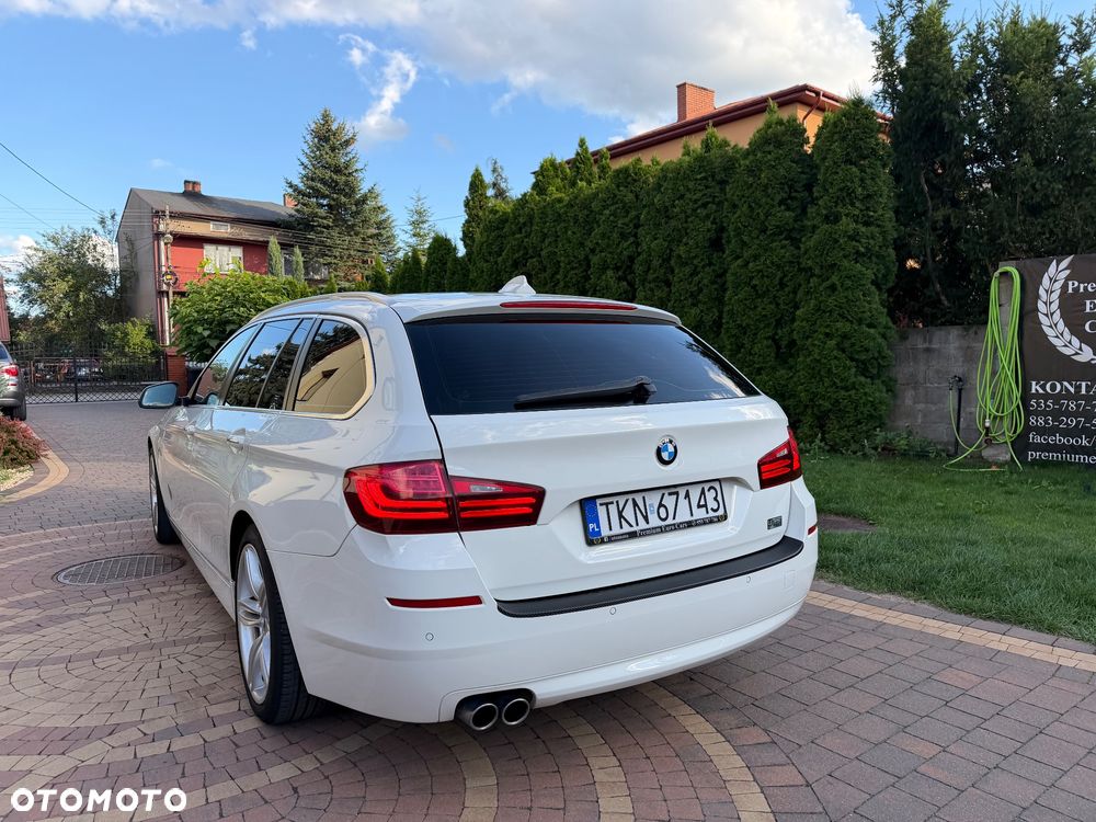BMW Seria 5 525d Luxury Line - 11