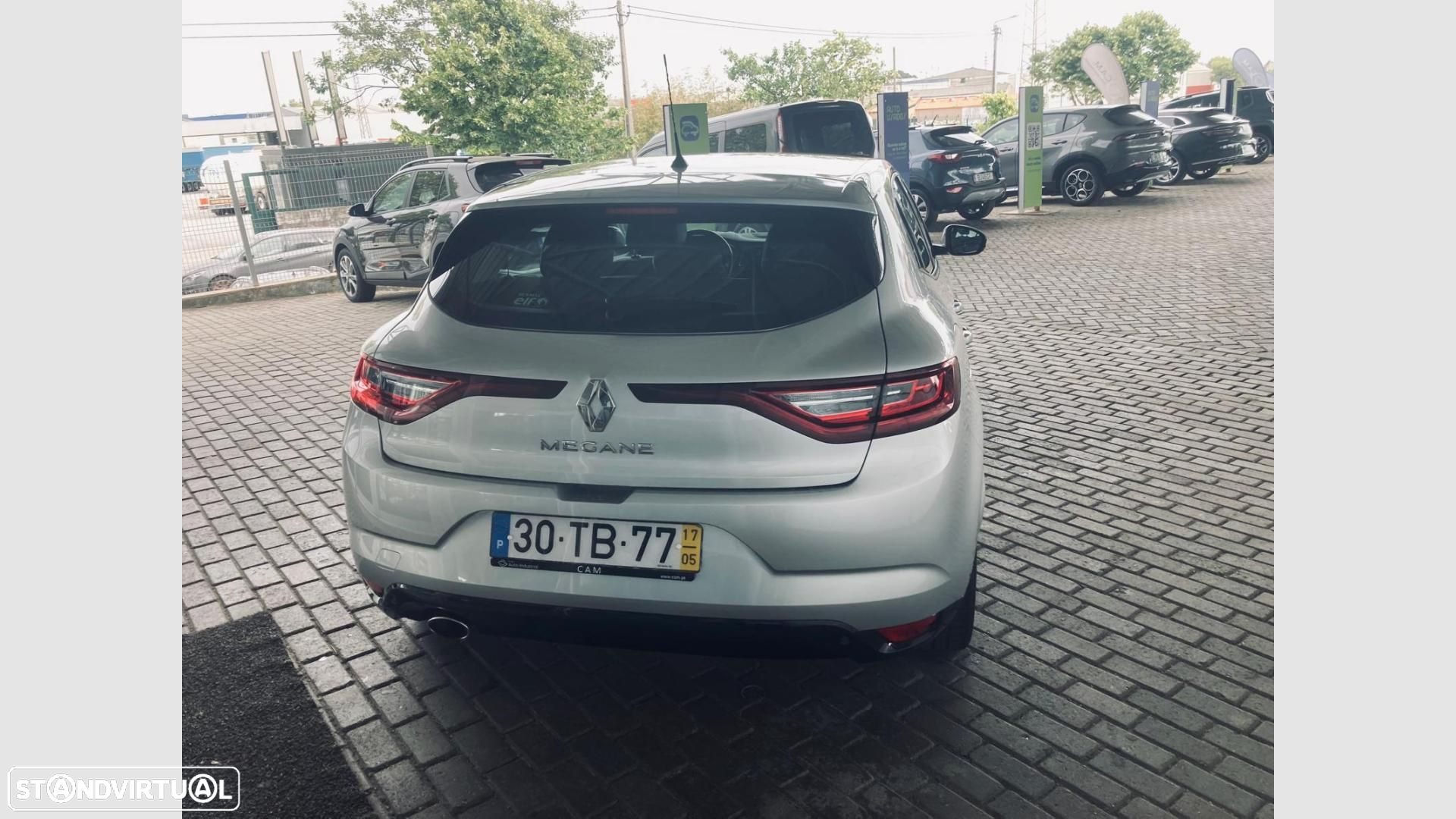 Renault Mégane 1.5 dCi Intens - 9
