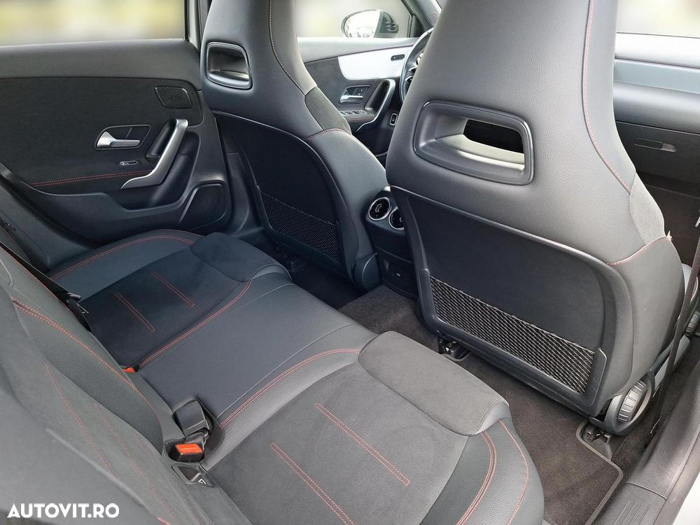 Mercedes-Benz A 250 e 8G-DCT Edition AMG Line - 16