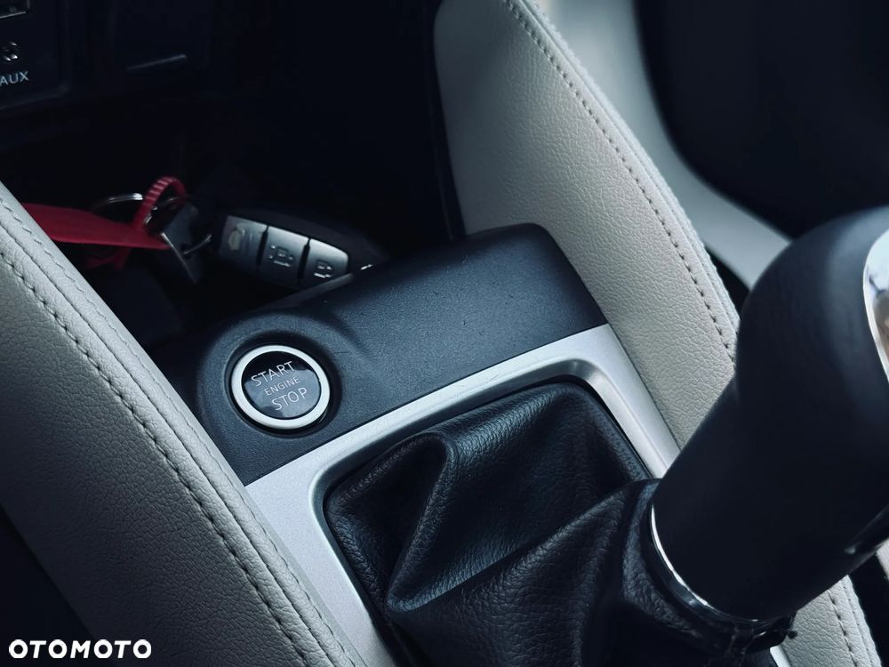 Nissan Micra 0.9 IG-T Visia Plus - 25