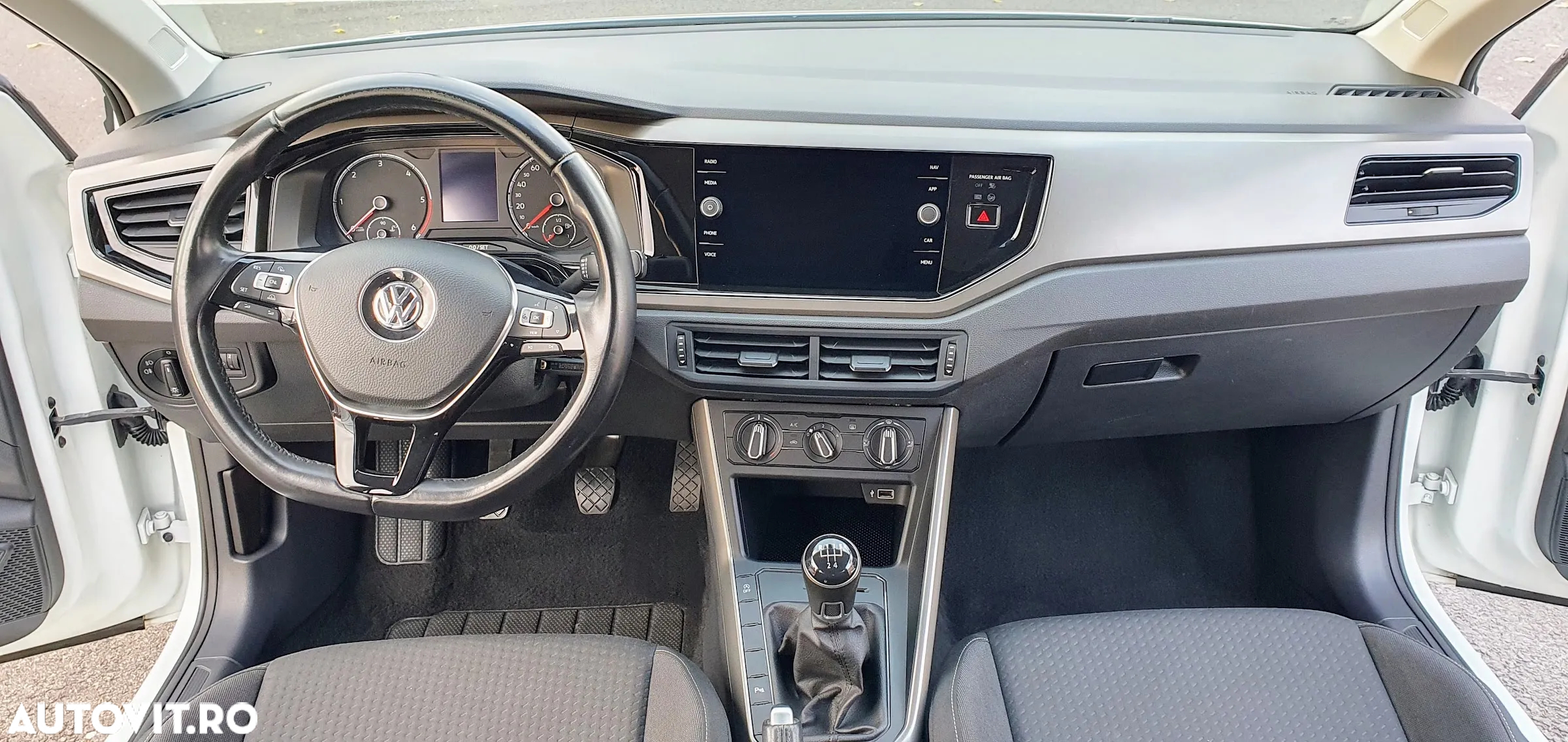 Volkswagen Polo 1.6 TDI Comfortline - 10