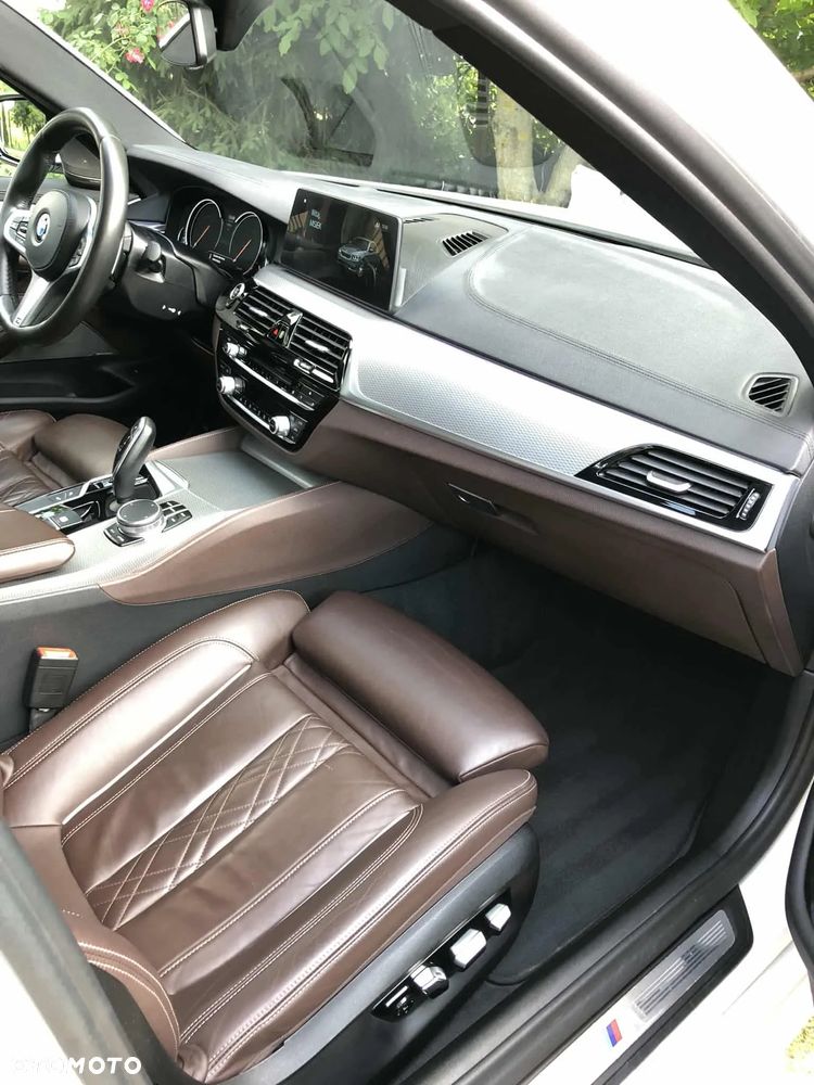 BMW Seria 5 530i M Sport sport - 22