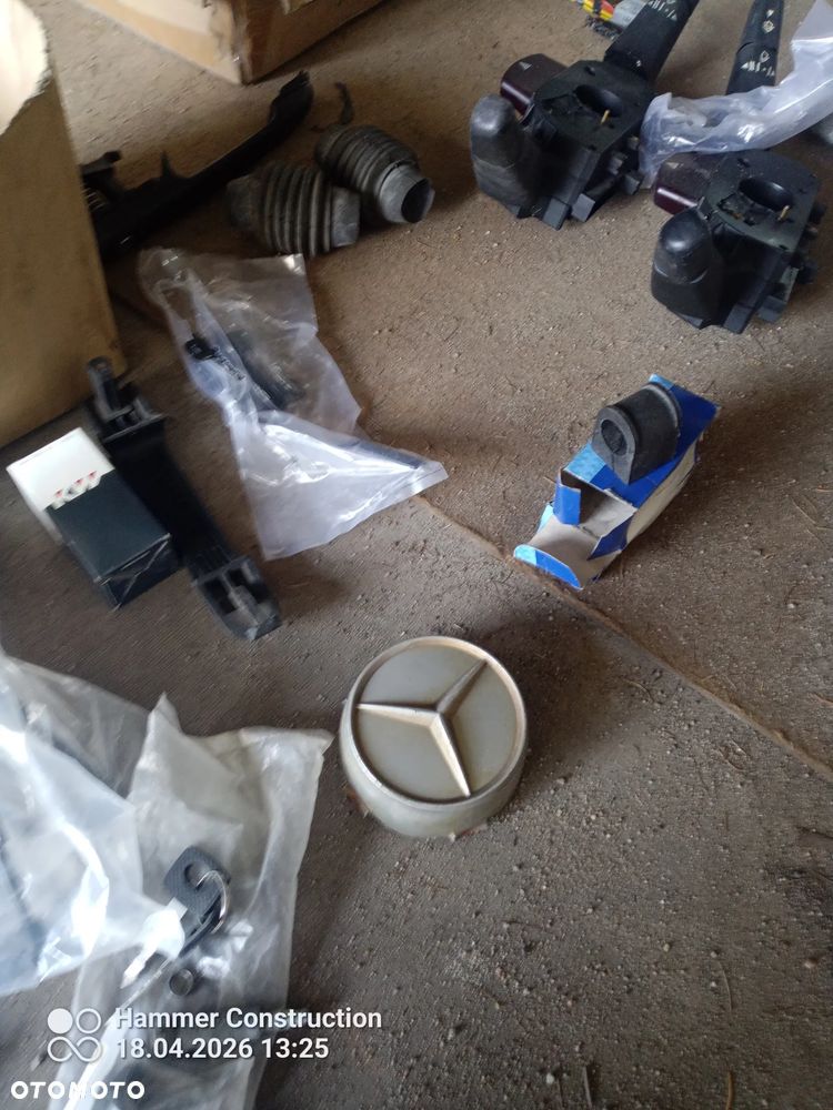 225/70/15C Sprinter 903 - 8