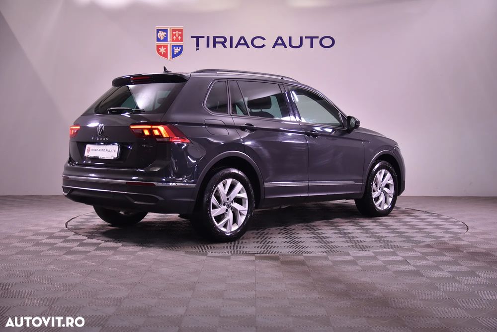 Volkswagen Tiguan - 5