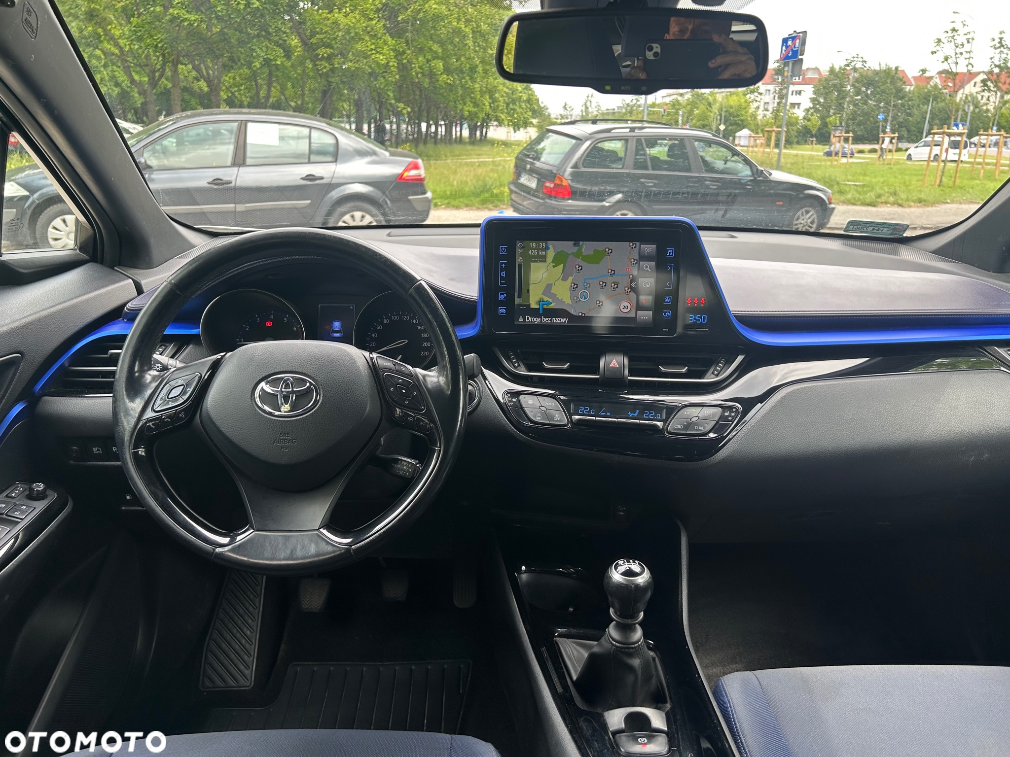 Toyota C-HR 1.2 T Dynamic - 10