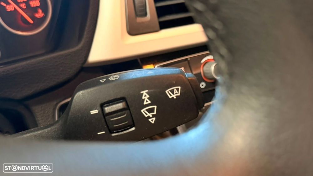 BMW 318 d Advantage Auto - 24