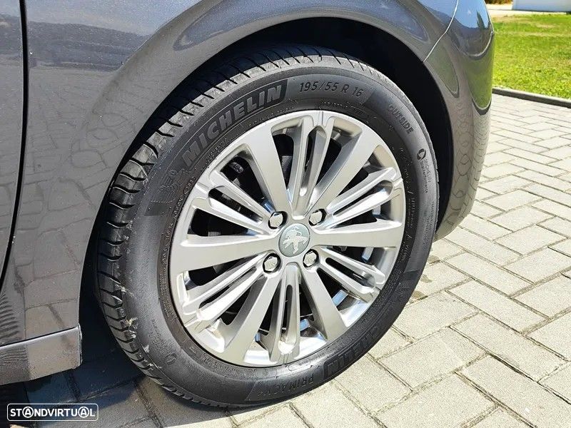 Peugeot 208 1.5 BlueHDi Signature - 7