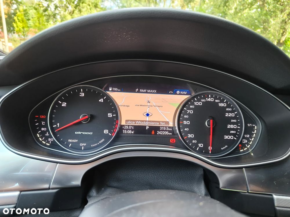 Audi A6 Allroad - 27