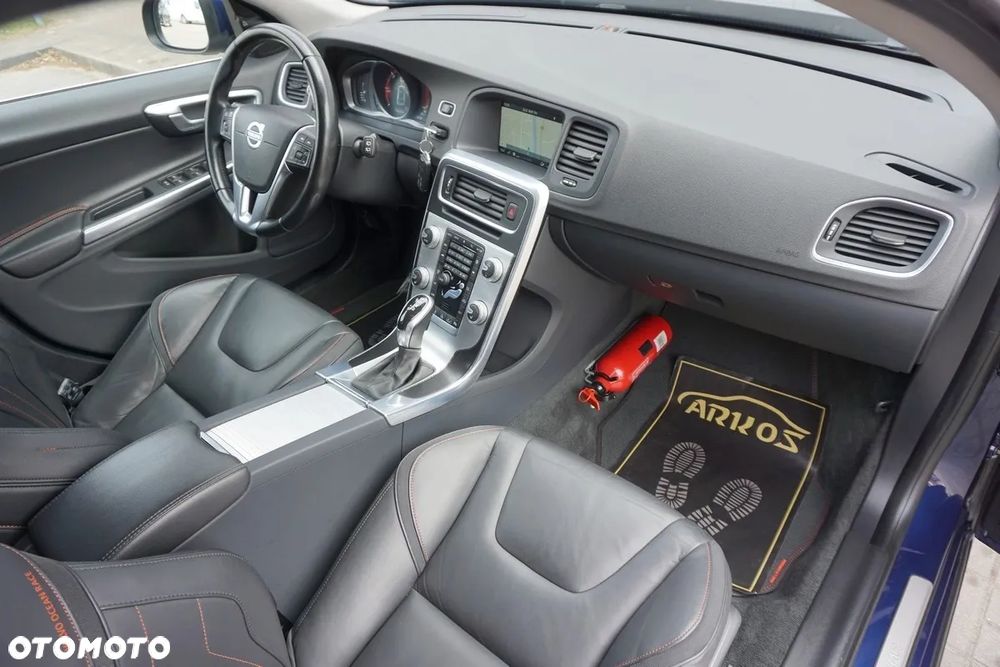 Volvo V60 D4 Drive-E Ocean Race - 33