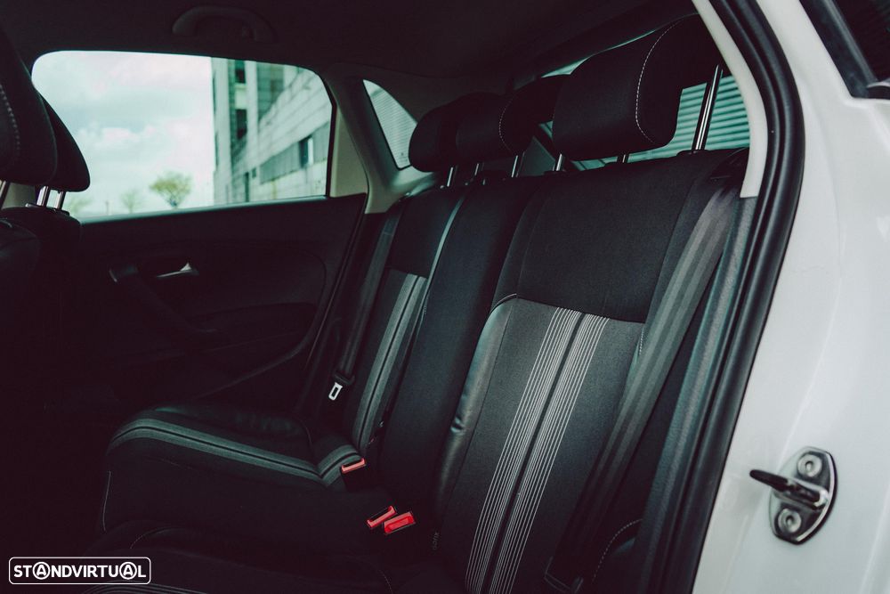 VW Polo 1.6 TDI DSG MATCH - 11