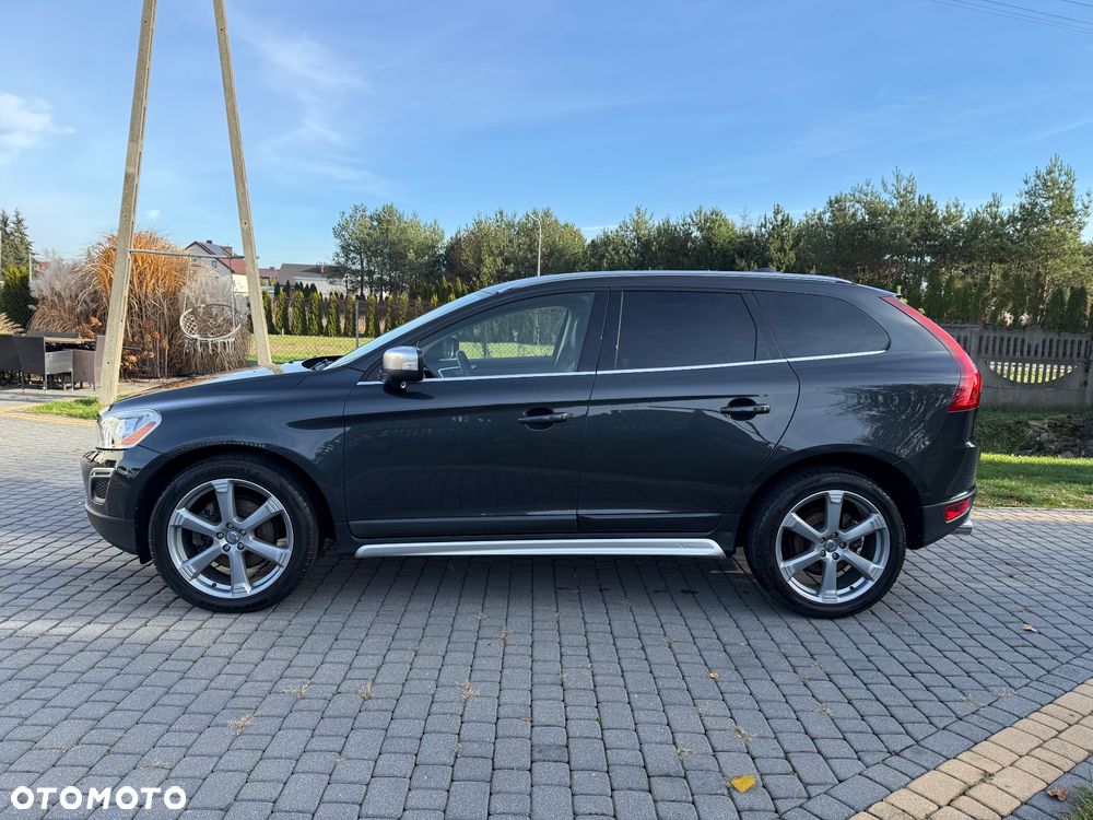 Volvo XC 60 D5 AWD R-Design Momentum - 6