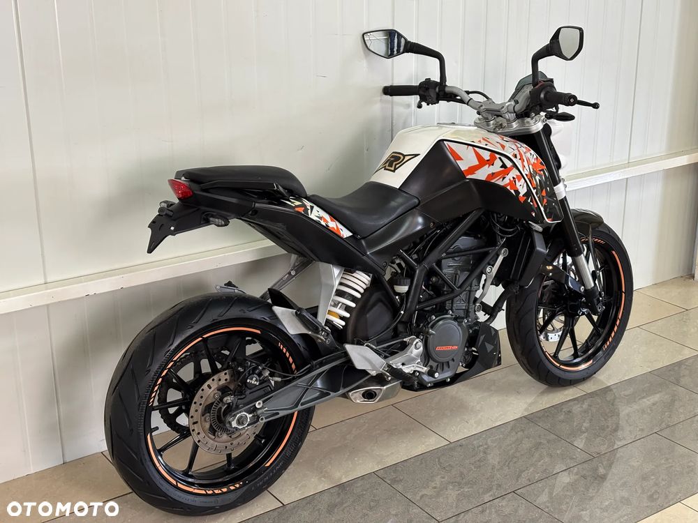 KTM Duke 125 - 4