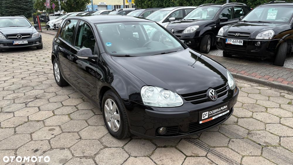 Volkswagen Golf 1.6 FSI Tour Edition - 25