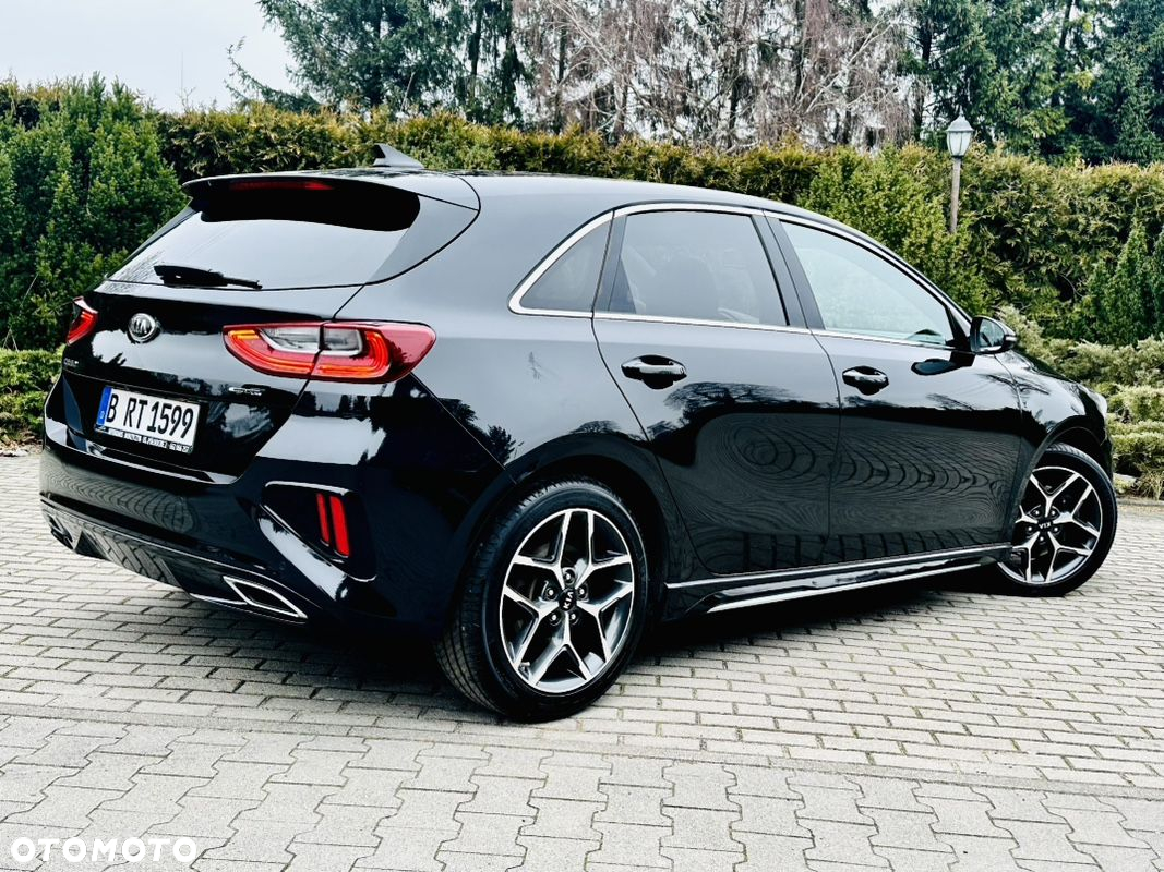 Kia Ceed - 22