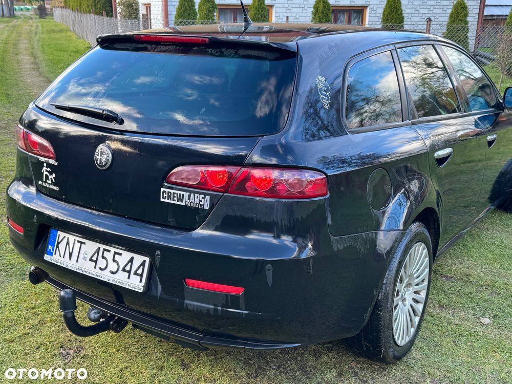 Alfa Romeo 159 1.9 JTDM 8V DPF Distinctive - 12